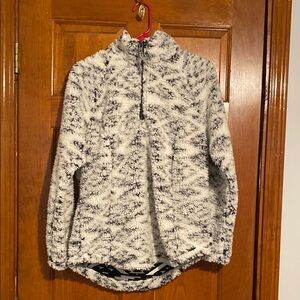 Member’s Mark Black & White Quarter Zip Cozy Sherpa Jacket